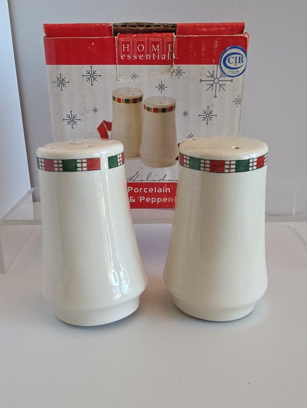 Home Essentials Christmas Tartan Ribbon Porcelain Salt & Pepper Set